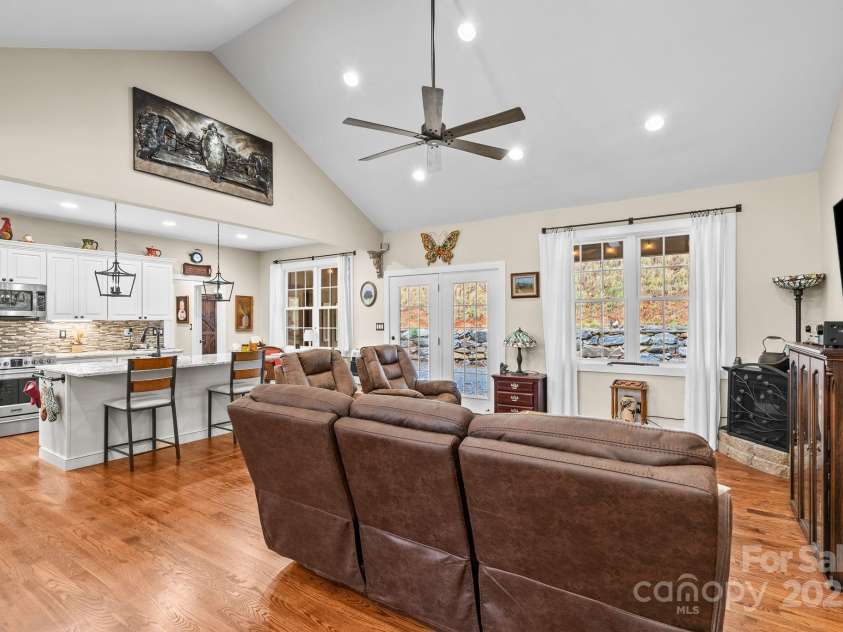 3934 Cabin Creek Road, Zirconia, NC 28790.  MLS# CAR4246452, YatesRealty ID 23107. 