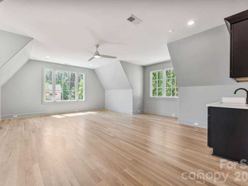8016 Gulf Creek Road, Lancaster, SC 29720.  MLS# CAR4371059, YatesRealty ID 23107. Bonus/Flex Room with Wet Bar