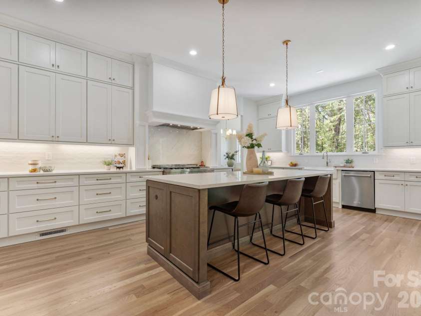 8016 Gulf Creek Road, Lancaster, SC 29720.  MLS# CAR4371059, YatesRealty ID 23107. Kitchen