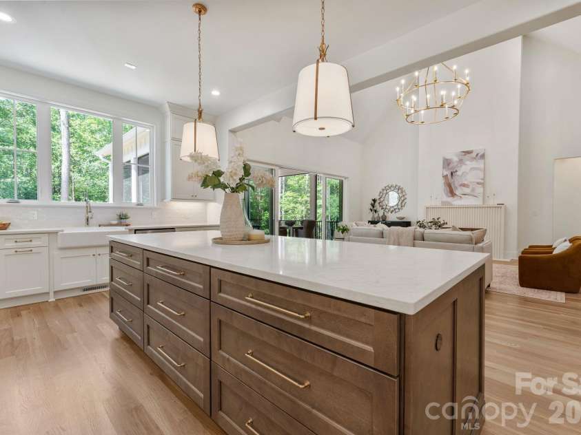 8016 Gulf Creek Road, Lancaster, SC 29720.  MLS# CAR4371059, YatesRealty ID 23107. Kitchen