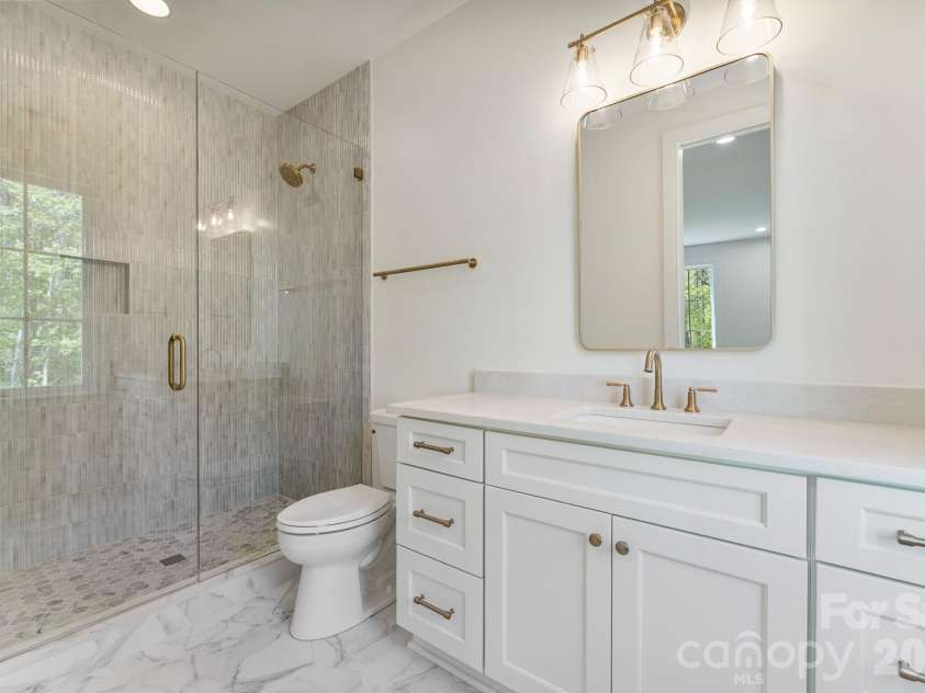 8016 Gulf Creek Road, Lancaster, SC 29720.  MLS# CAR4371059, YatesRealty ID 23107. Upstairs Bath 1