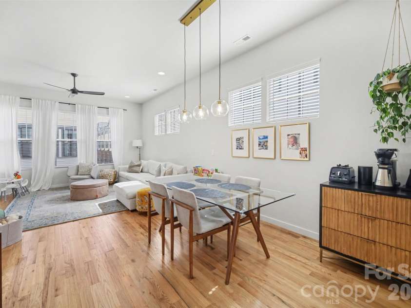 3300 Spencer Street, Charlotte, NC 28205.  MLS# CAR4362221, YatesRealty ID 23108. 