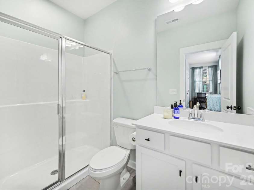 3300 Spencer Street, Charlotte, NC 28205.  MLS# CAR4362221, YatesRealty ID 23108. 
