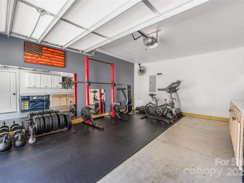12220 Huntersville Concord Road, Huntersville, NC 28078.  MLS# CAR4265142, YatesRealty ID 23109. Garage