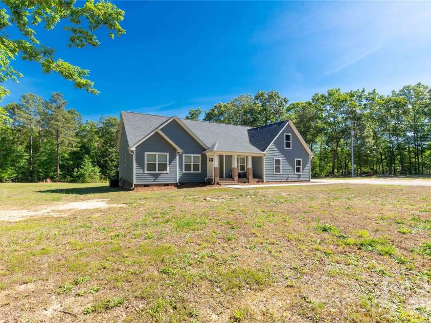 4335 Palmer Lloyd Road, Lancaster, SC 29720.  MLS# CAR4377135, YatesRealty ID 23109. 