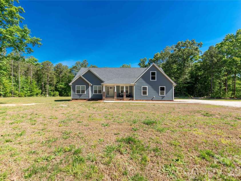 4335 Palmer Lloyd Road, Lancaster, SC 29720.  MLS# CAR4377135, YatesRealty ID 23109. 