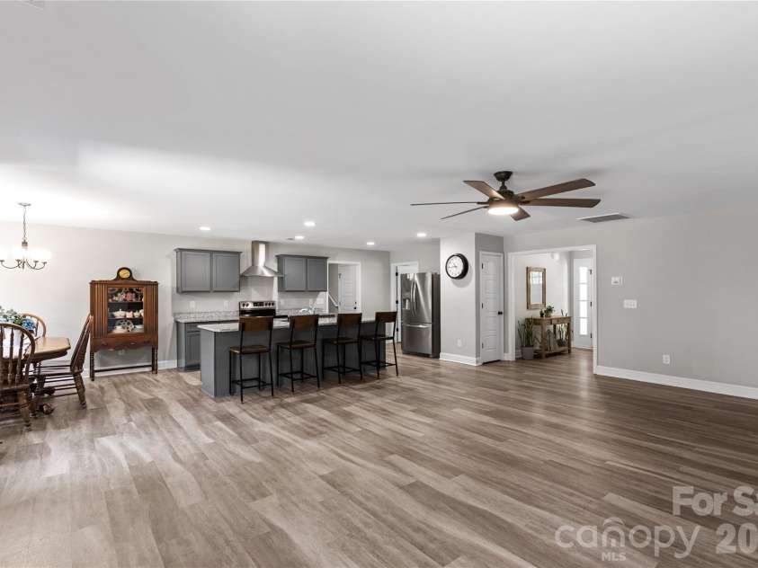 4335 Palmer Lloyd Road, Lancaster, SC 29720.  MLS# CAR4377135, YatesRealty ID 23109. 