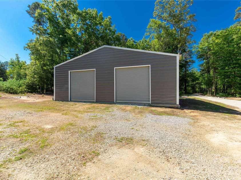 4335 Palmer Lloyd Road, Lancaster, SC 29720.  MLS# CAR4377135, YatesRealty ID 23109. 