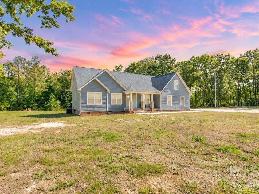 4335 Palmer Lloyd Road, Lancaster, SC 29720.  MLS# CAR4377135, YatesRealty ID 23109. 