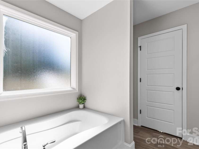 4335 Palmer Lloyd Road, Lancaster, SC 29720.  MLS# CAR4377135, YatesRealty ID 23109. Primary Bath #1