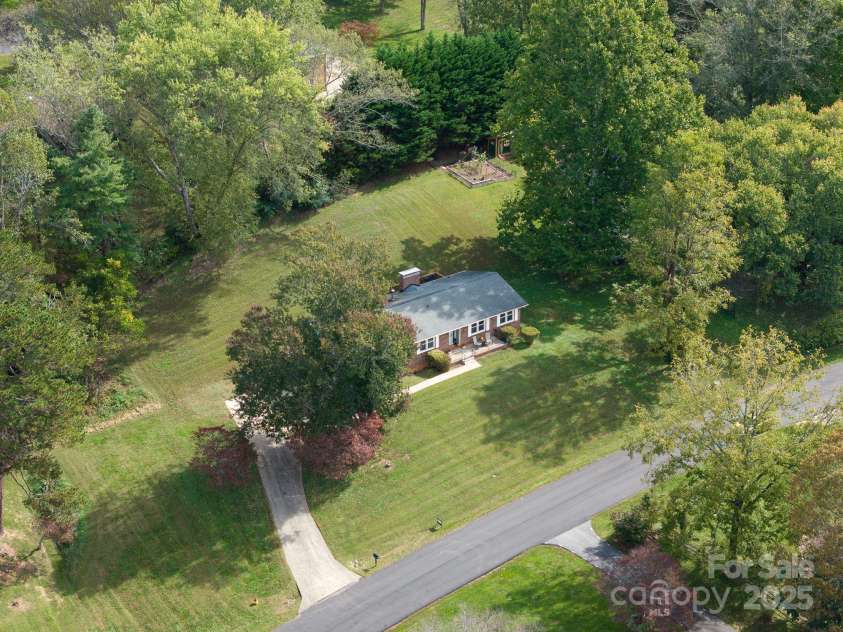 16 Sun Valley Court, Alexander, NC 28701.  MLS# CAR4263633, YatesRealty ID 23110. 16 Sun Valley Court property view
