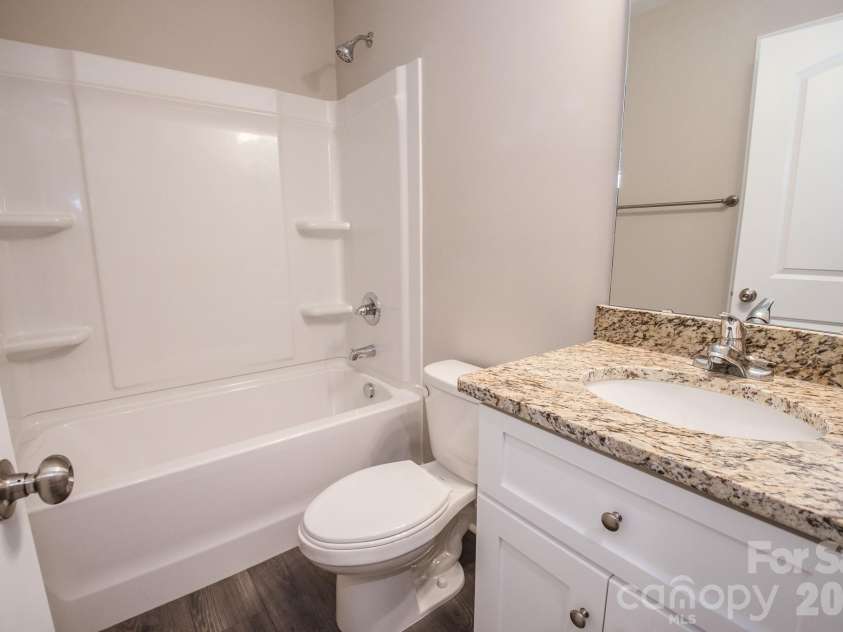415 Jackson Street, Albemarle, NC 28001.  MLS# CAR4373476, YatesRealty ID 23110. Bathroom #2