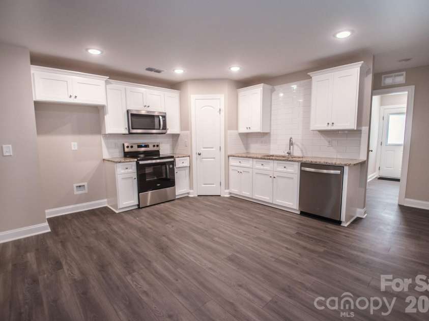 415 Jackson Street, Albemarle, NC 28001.  MLS# CAR4373476, YatesRealty ID 23110. Kitchen
