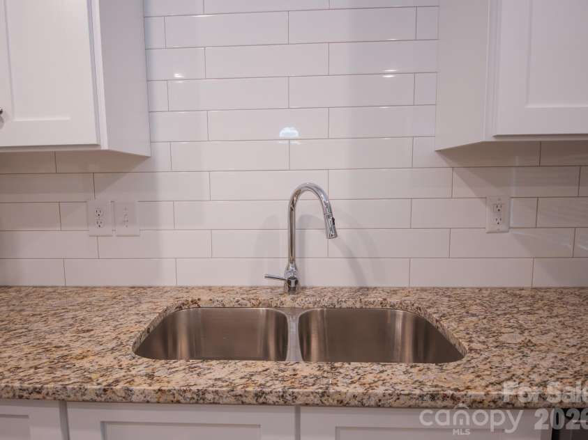 415 Jackson Street, Albemarle, NC 28001.  MLS# CAR4373476, YatesRealty ID 23110. Kitchen