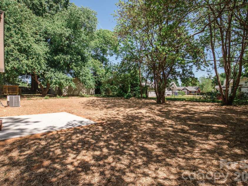 415 Jackson Street, Albemarle, NC 28001.  MLS# CAR4373476, YatesRealty ID 23110. Patio/backyard