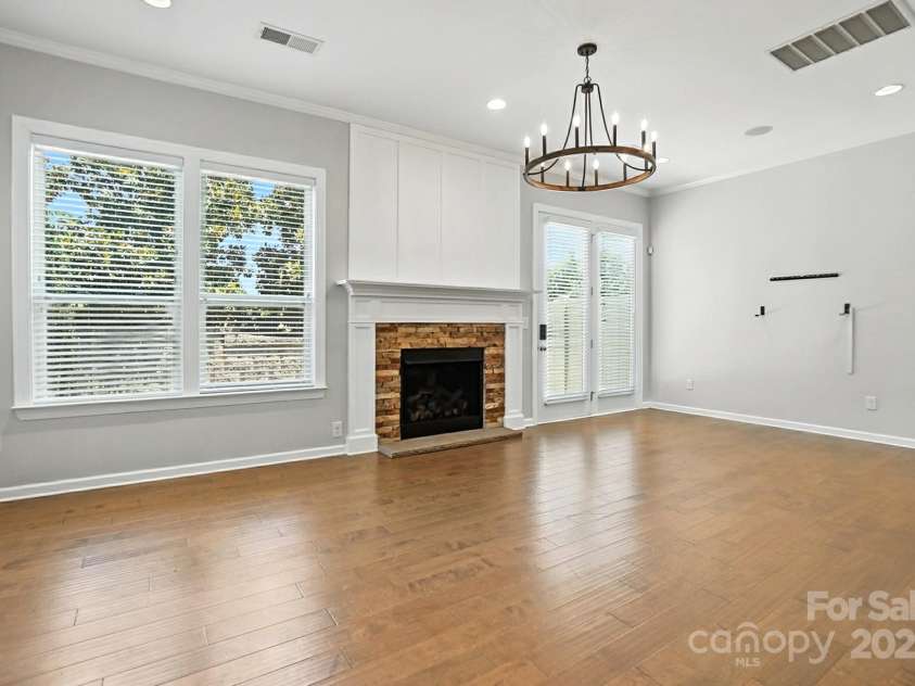 809 Ayrshire Avenue, Fort Mill, SC 29708.  MLS# CAR4274000, YatesRealty ID 23111. 