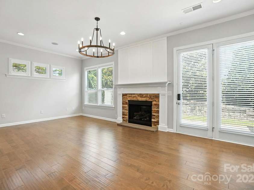809 Ayrshire Avenue, Fort Mill, SC 29708.  MLS# CAR4274000, YatesRealty ID 23111. 