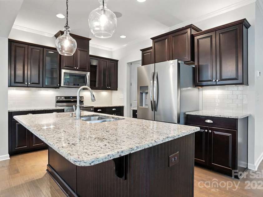809 Ayrshire Avenue, Fort Mill, SC 29708.  MLS# CAR4274000, YatesRealty ID 23111. 