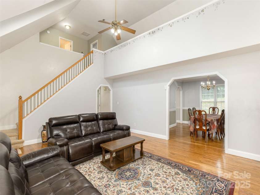 30 Collenwood Road, Arden, NC 28704.  MLS# CAR4273444, YatesRealty ID 23112. 