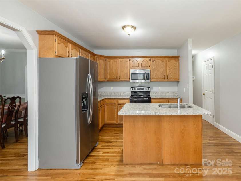 30 Collenwood Road, Arden, NC 28704.  MLS# CAR4273444, YatesRealty ID 23112. 