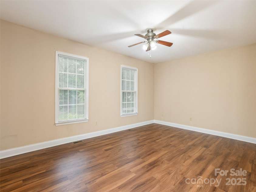 30 Collenwood Road, Arden, NC 28704.  MLS# CAR4273444, YatesRealty ID 23112. 