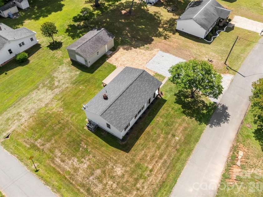301 Gittens Street, Lowell, NC 28098.  MLS# CAR4381239, YatesRealty ID 23112. 
