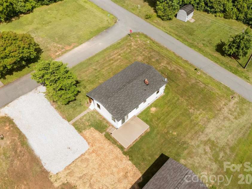 301 Gittens Street, Lowell, NC 28098.  MLS# CAR4381239, YatesRealty ID 23112. 