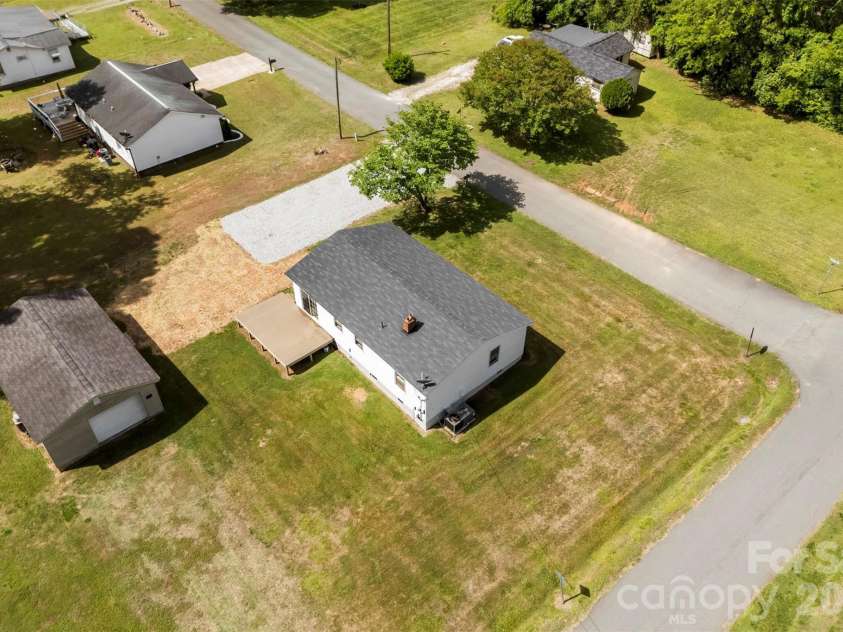 301 Gittens Street, Lowell, NC 28098.  MLS# CAR4381239, YatesRealty ID 23112. 