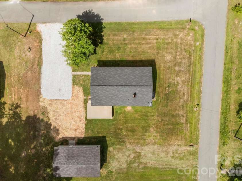 301 Gittens Street, Lowell, NC 28098.  MLS# CAR4381239, YatesRealty ID 23112. 