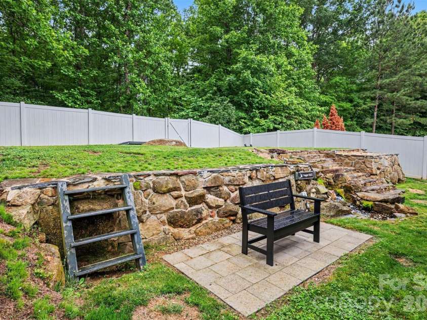 2301 Reid Pointe Avenue, Fort Mill, SC 29707.  MLS# CAR4380074, YatesRealty ID 23113. 