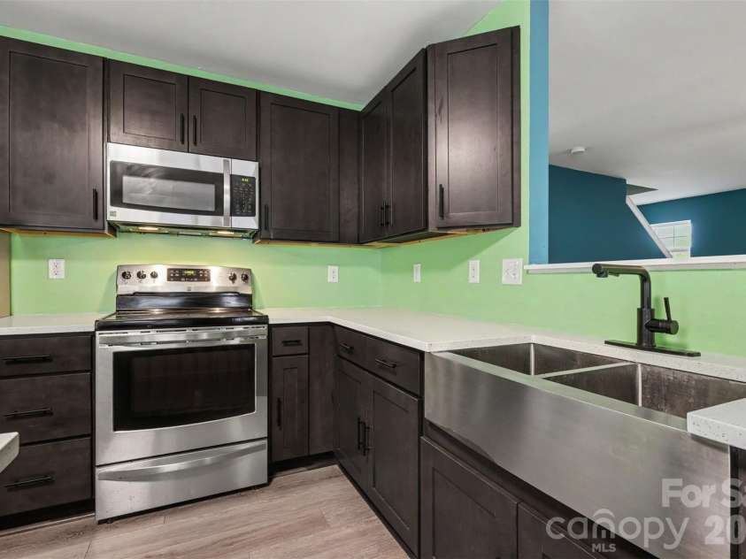2301 Reid Pointe Avenue, Fort Mill, SC 29707.  MLS# CAR4380074, YatesRealty ID 23113. 