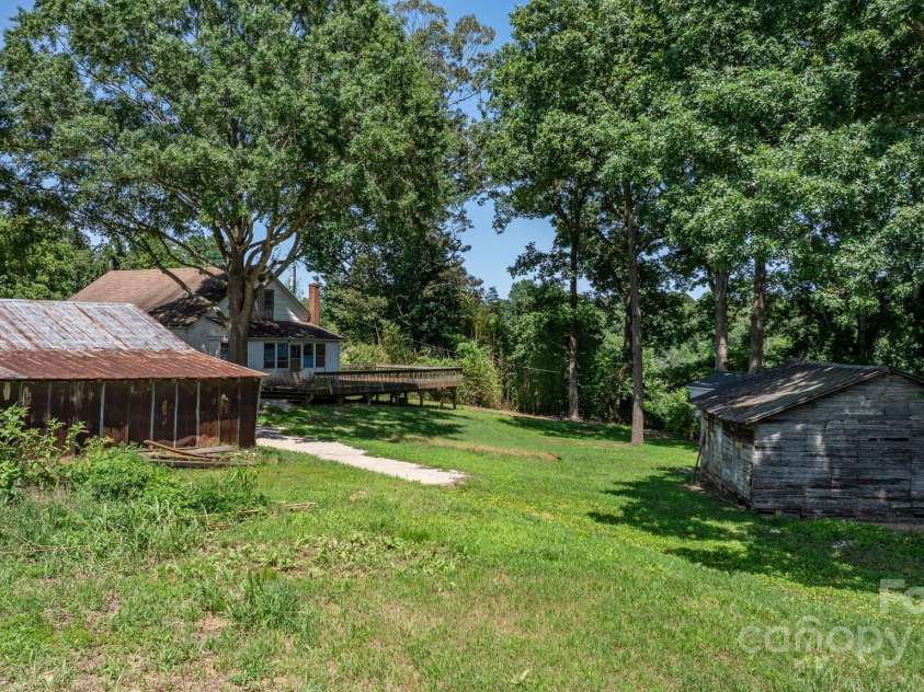 5560 Springs Road, Conover, NC 28613.  MLS# CAR4273877, YatesRealty ID 23113. 