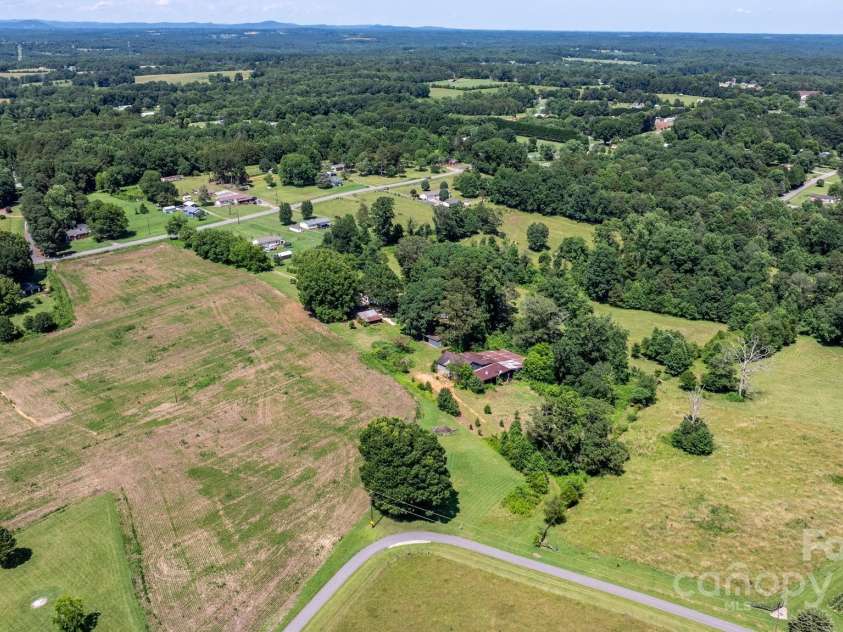 5560 Springs Road, Conover, NC 28613.  MLS# CAR4273877, YatesRealty ID 23113. 