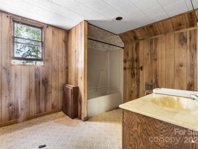 5560 Springs Road, Conover, NC 28613.  MLS# CAR4273877, YatesRealty ID 23113. 