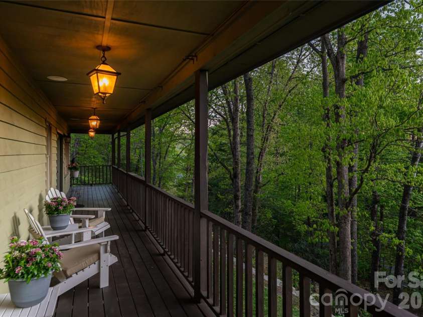 2159 North Fork Right Fork Road, Black Mountain, NC 28711.  MLS# CAR4379867, YatesRealty ID 23114. 