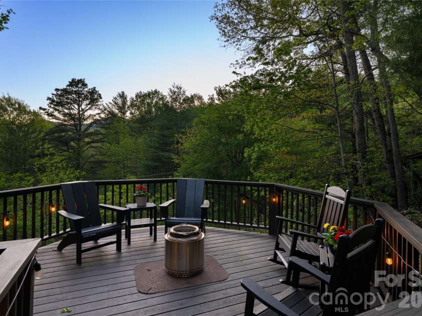 2159 North Fork Right Fork Road, Black Mountain, NC 28711.  MLS# CAR4379867, YatesRealty ID 23114. 