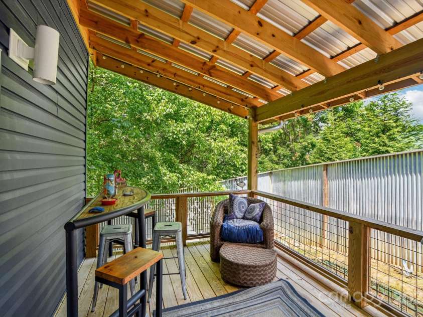 84 West Street, Weaverville, NC 28787.  MLS# CAR4272647, YatesRealty ID 23114. 