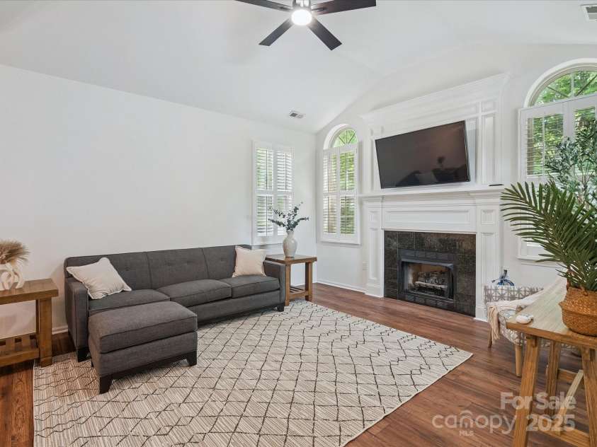 2656 Polo Club Boulevard, Matthews, NC 28105.  MLS# CAR4276276, YatesRealty ID 23115. 