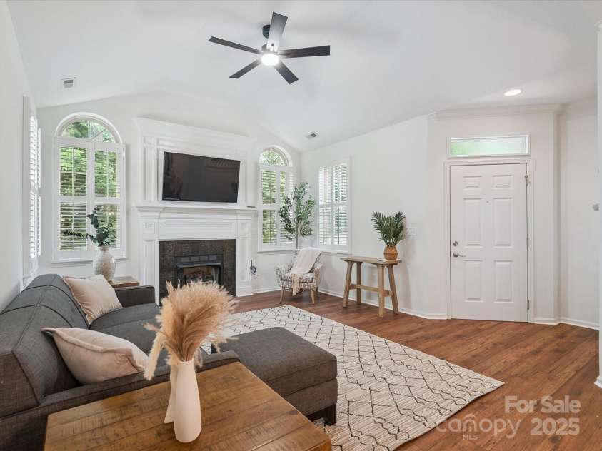 2656 Polo Club Boulevard, Matthews, NC 28105.  MLS# CAR4276276, YatesRealty ID 23115. 