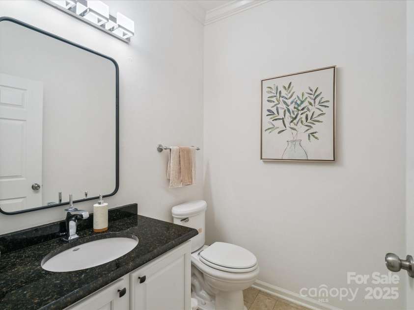 2656 Polo Club Boulevard, Matthews, NC 28105.  MLS# CAR4276276, YatesRealty ID 23115. 