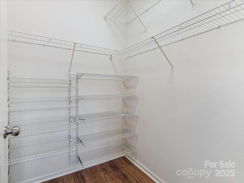 2656 Polo Club Boulevard, Matthews, NC 28105.  MLS# CAR4276276, YatesRealty ID 23115. 