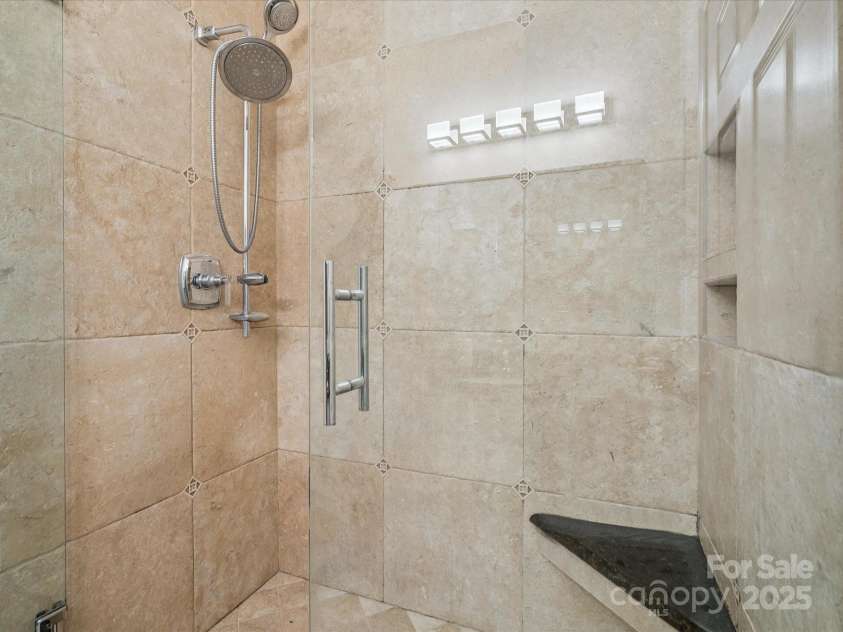 2656 Polo Club Boulevard, Matthews, NC 28105.  MLS# CAR4276276, YatesRealty ID 23115. 