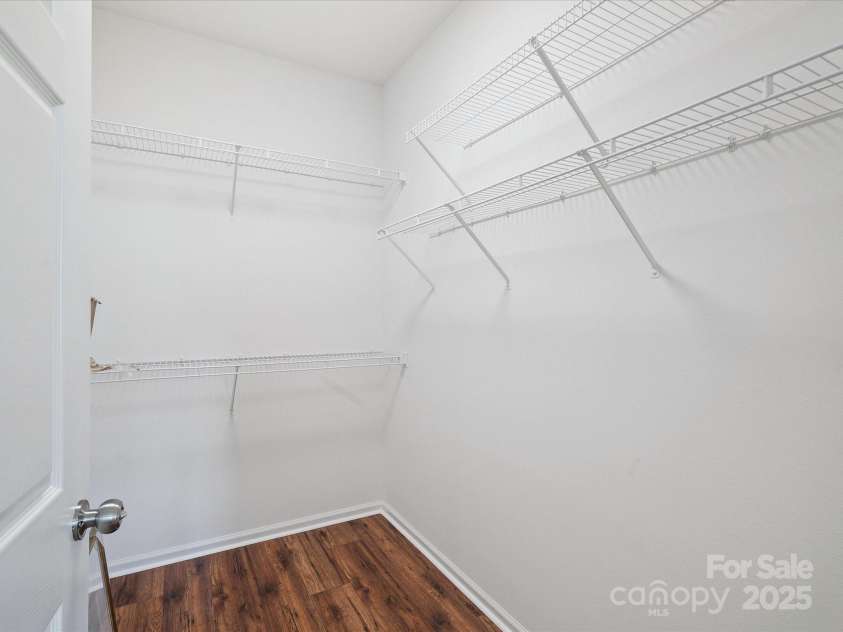 2656 Polo Club Boulevard, Matthews, NC 28105.  MLS# CAR4276276, YatesRealty ID 23115. 