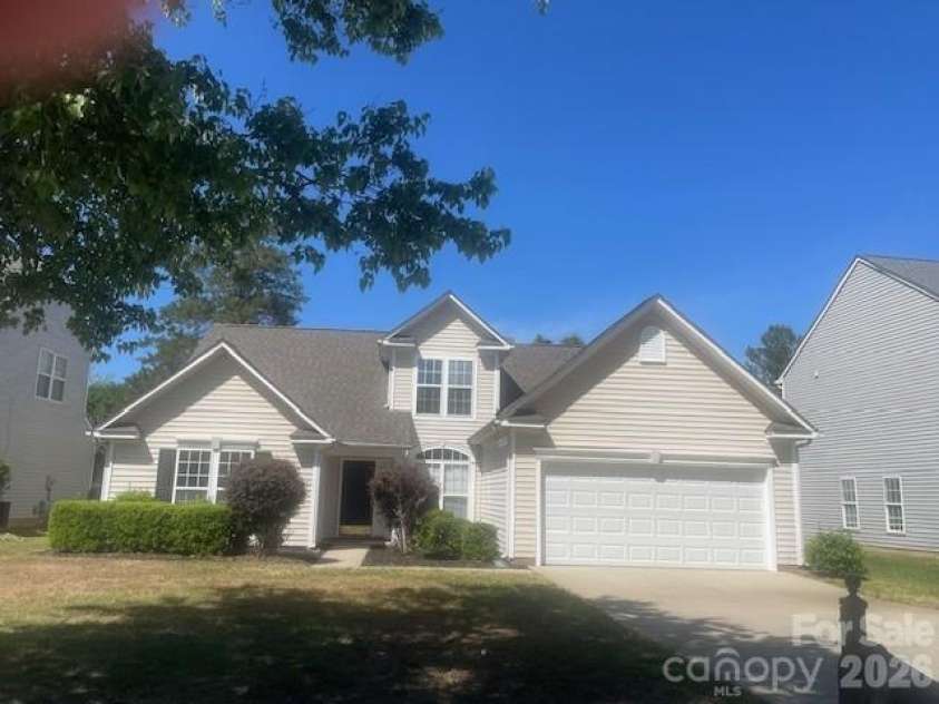 11619 Planters Estates Drive, Charlotte, NC 28278.  MLS# CAR4344590, YatesRealty ID 23116. New Roof installed 4/2026