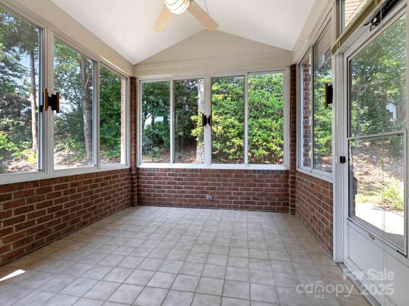 8465 Olde Troon Drive, Charlotte, NC 28277.  MLS# CAR4274147, YatesRealty ID 23116. 