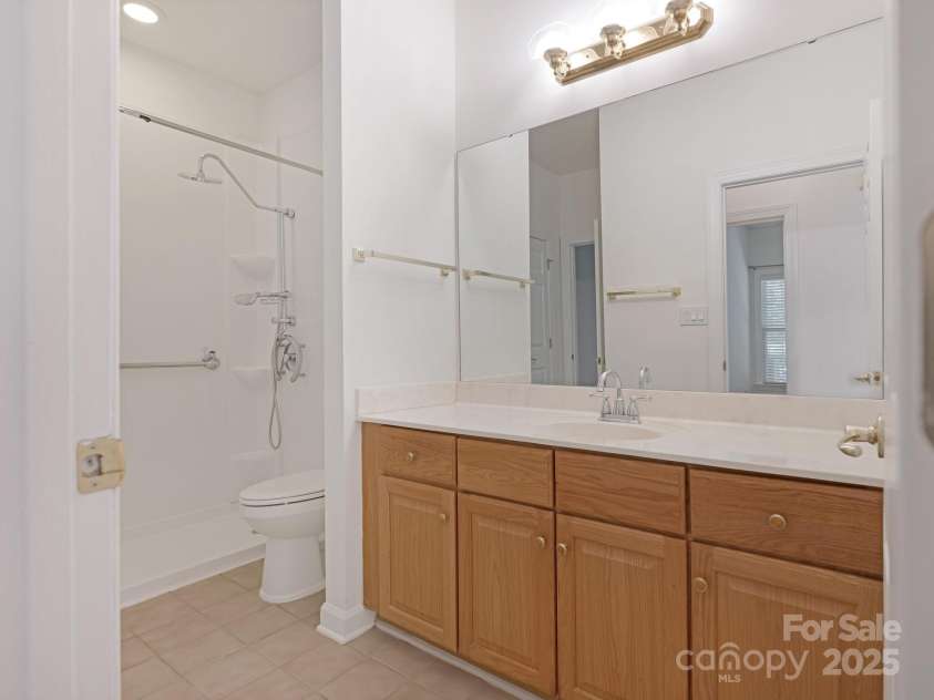8465 Olde Troon Drive, Charlotte, NC 28277.  MLS# CAR4274147, YatesRealty ID 23116. 