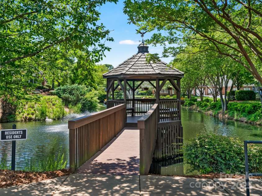 8465 Olde Troon Drive, Charlotte, NC 28277.  MLS# CAR4274147, YatesRealty ID 23116. 