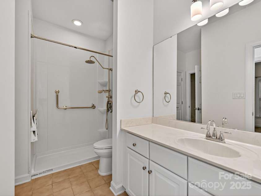 8465 Olde Troon Drive, Charlotte, NC 28277.  MLS# CAR4318296, YatesRealty ID 23116. 