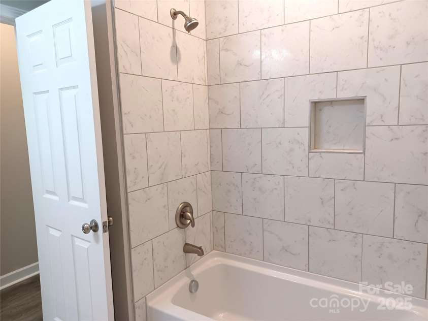 372 Lippard Farm Road, Statesville, NC 28625.  MLS# CAR4275109, YatesRealty ID 23117. Same details!