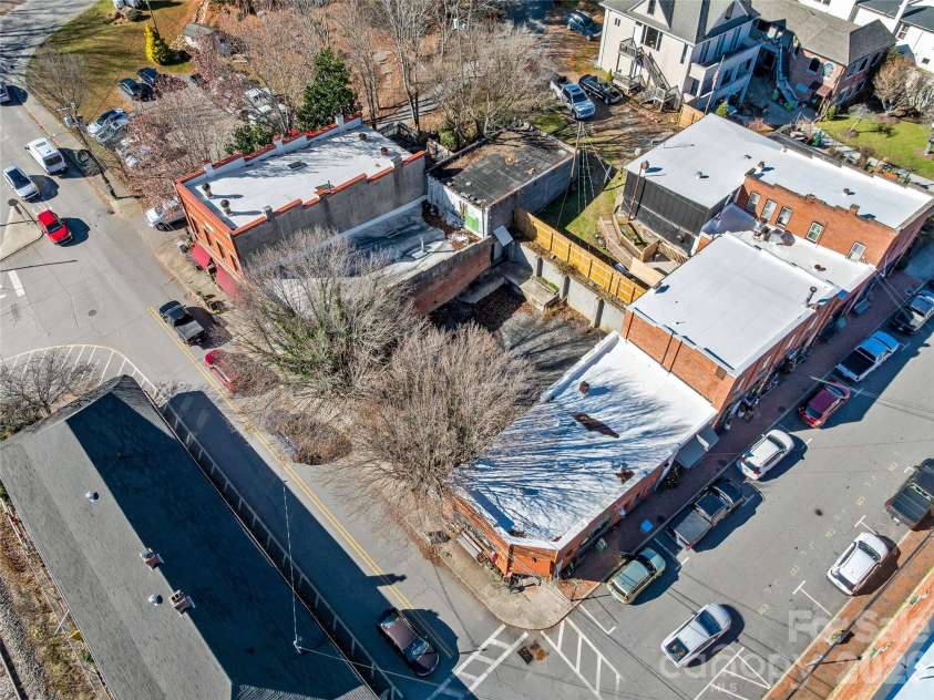 204 Sutton Avenue, Black Mountain, NC 28711.  MLS# CAR4331519, YatesRealty ID 2312. 